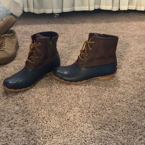 Sperry rain boots/cold weather boots